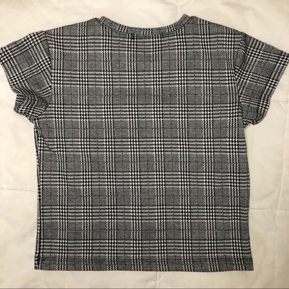 Brandy Melville Plaid Black and White Top - Picture 3 of 4